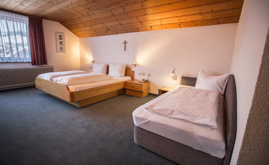 Gaestehaus-Pension Barbara Андельсбух Номер фото